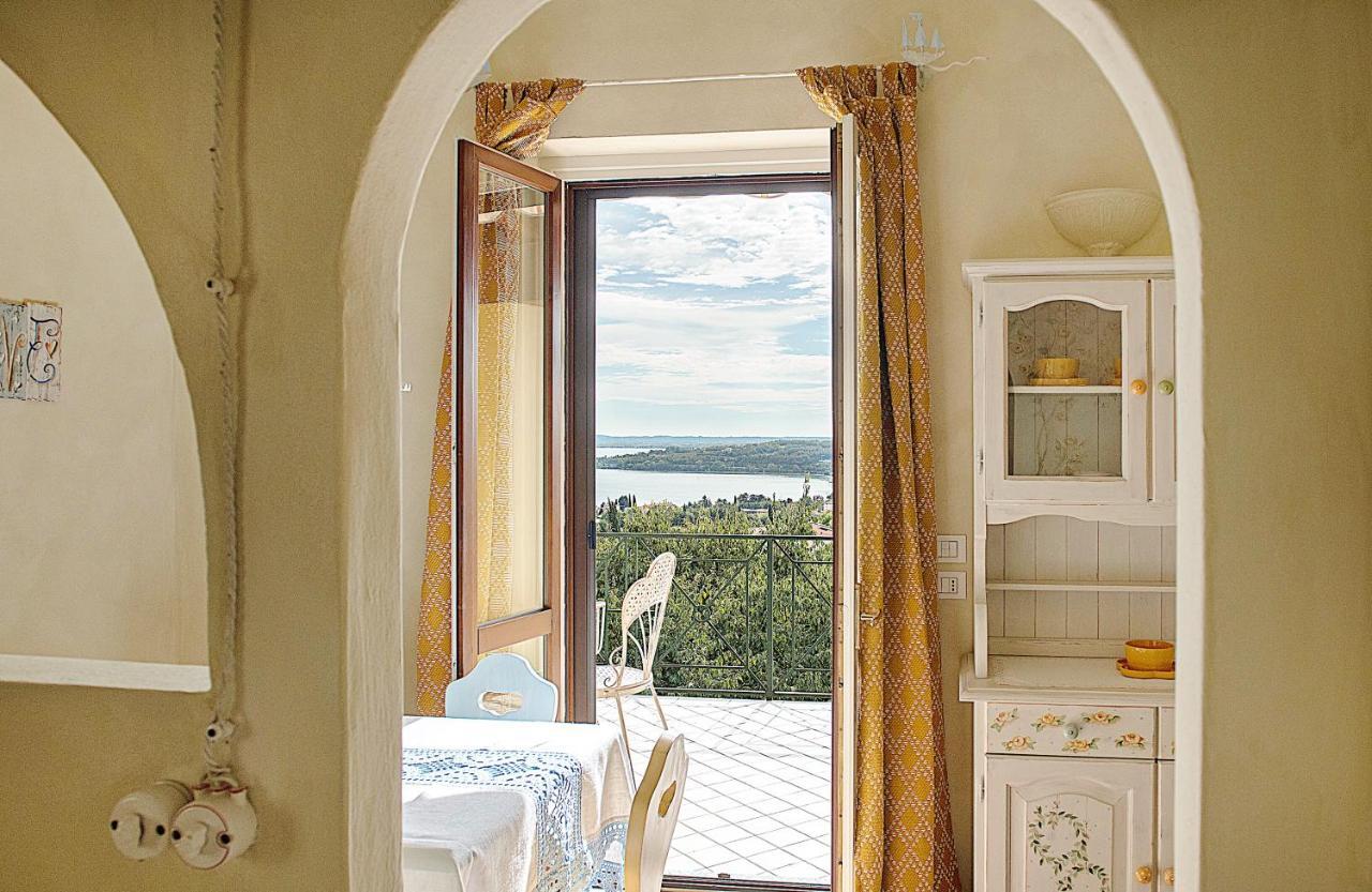 Alice'S Nest-Lake View House Padenghe sul Garda Exteriör bild