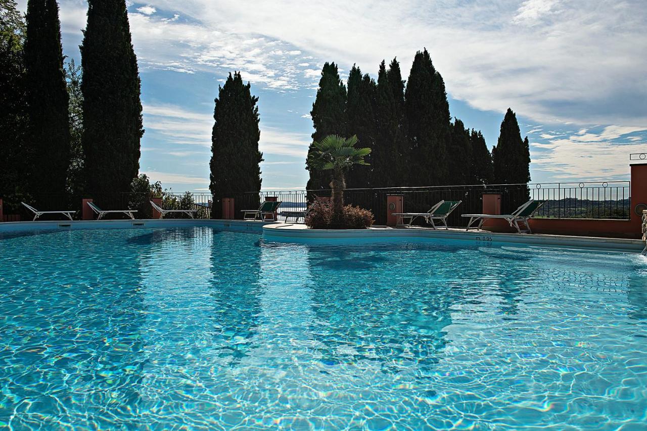 Alice'S Nest-Lake View House Padenghe sul Garda Exteriör bild