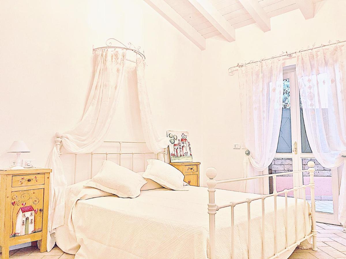 Alice'S Nest-Lake View House Padenghe sul Garda Exteriör bild